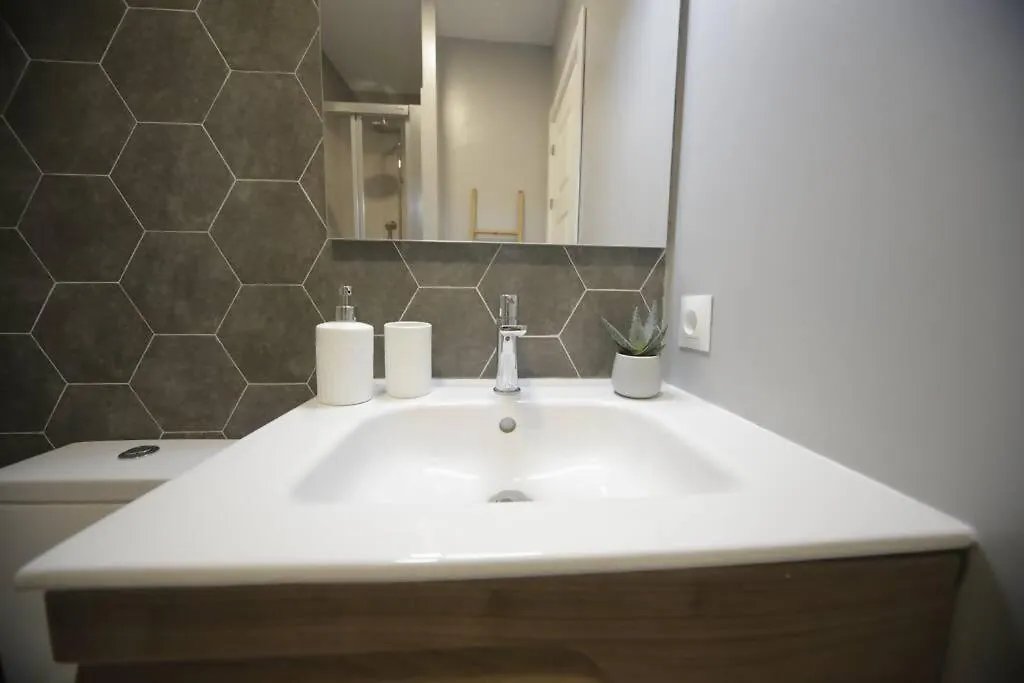 Apartment Suite Alcaiceria 151 4 Pax Centro Historico Seville Spain