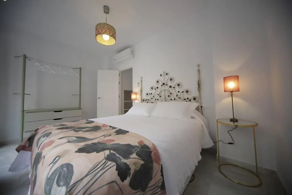 Apartment Suite Alcaiceria 151 4 Pax Centro Historico Seville Spain